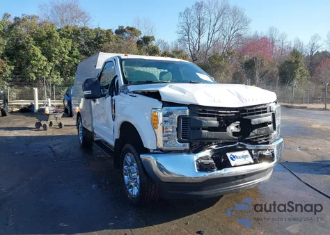 2017 Ford F-250 Xl z USA, uszkodzony, nr VIN 1FTBF2B68HED91160